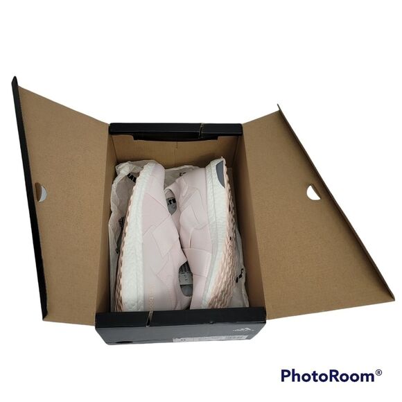 ADIDAS Ultraboost Slip-on Size 8 - Picture 2 of 13